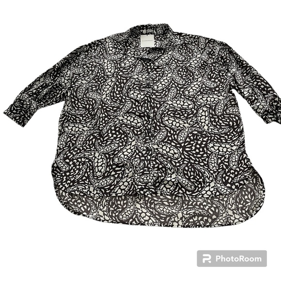 NWT - Oversized Shirt Dress. By Glamorous (PtP = 30") - Picture 3 of 16